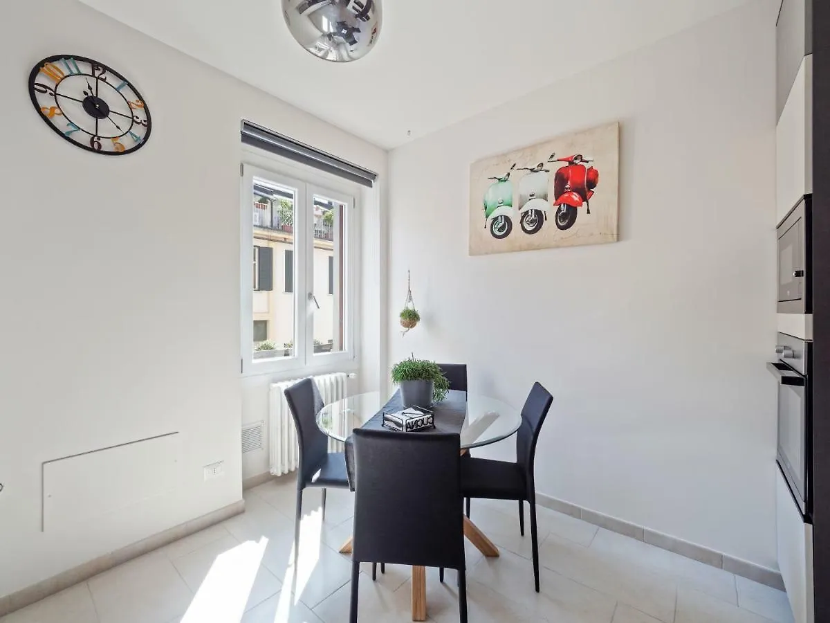 Appartamento Ugolini Milano 0*,
